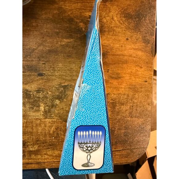 Menorah Set (Includes Solid Aluminum Menorah & 44 Chanukah Candles, NEW - Picture 4 of 7